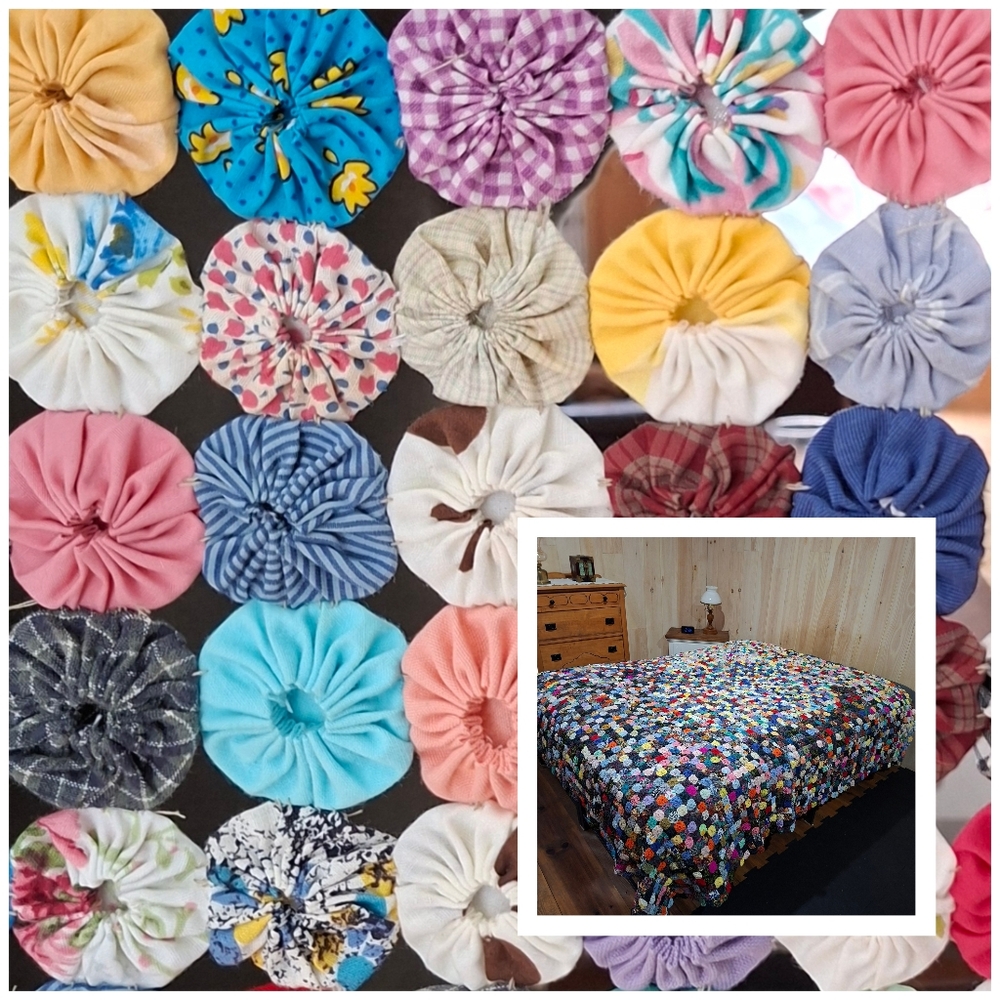 Vintage Yo-Yo Quilt Handmade RARE Queen Bed Cover 96" X 96"